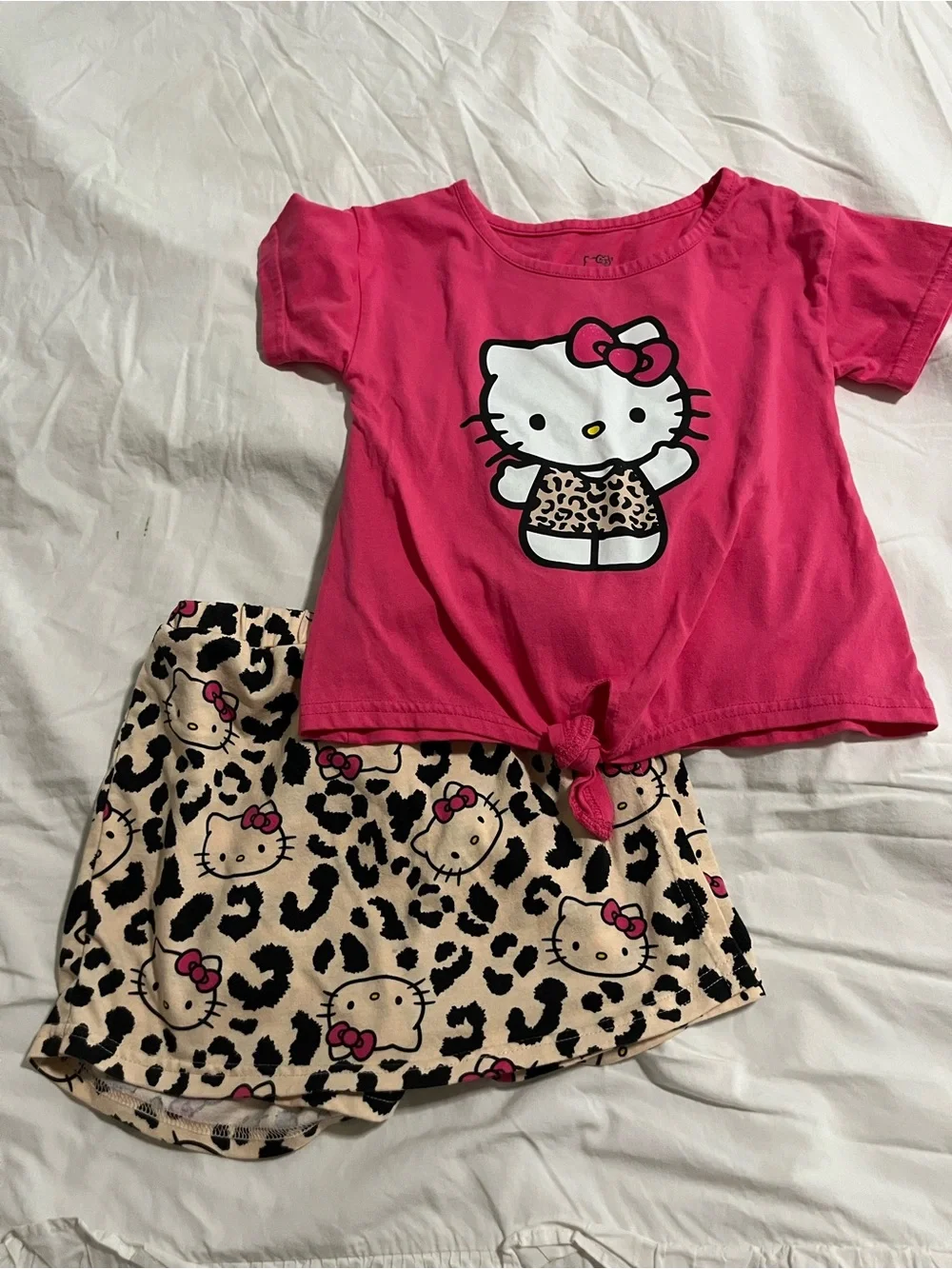 Hello Kitty outfit size 7